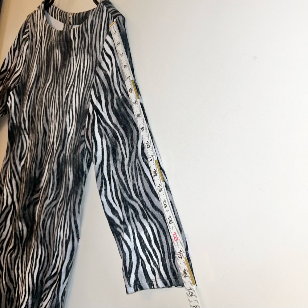 Tommy Bahama - Darcy Zesty Zebra Dress Size: Medium 3/4 Sleeve Dress (NWT) - Picture 16 of 16